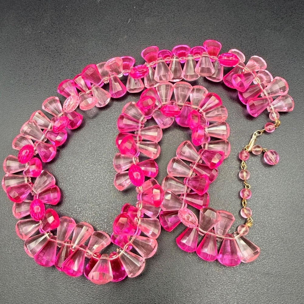 Vintage Pink Lucite Necklace Faceted Teardrop Beads Two Tone 22 Inches Mod 1960s